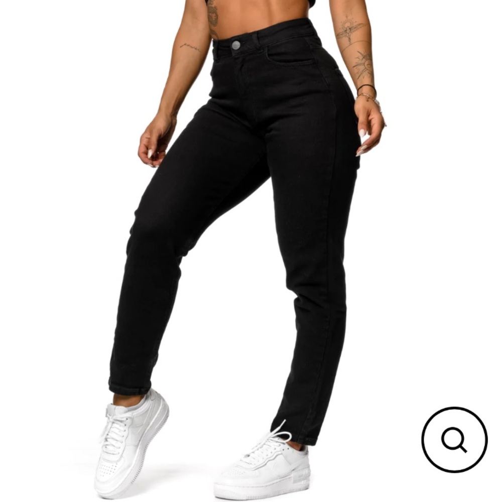 FitJeans Mom Jeans, High Waisted, Black, Size Medium
